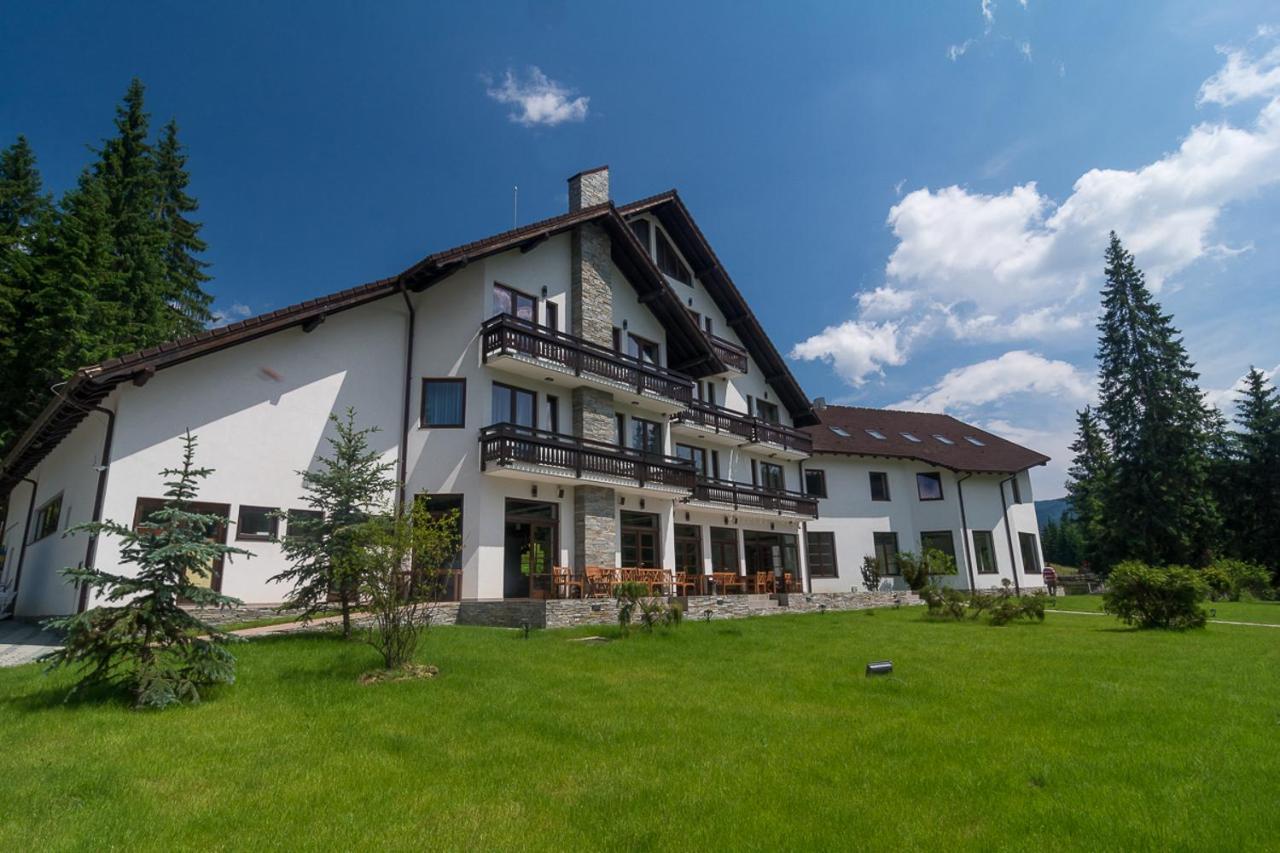 Pensiunea Izvorul Zanelor Colibita Exterior photo