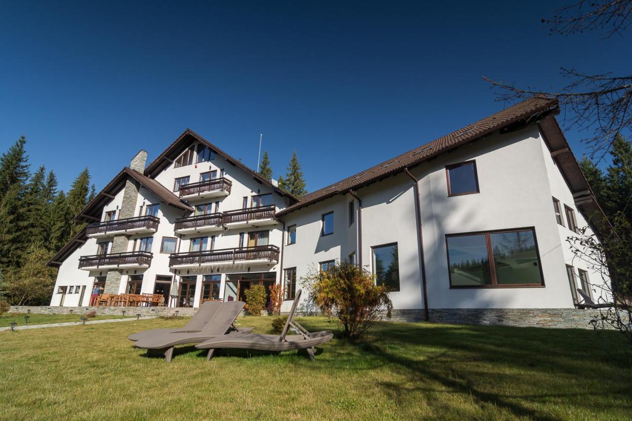 Pensiunea Izvorul Zanelor Colibita Exterior photo